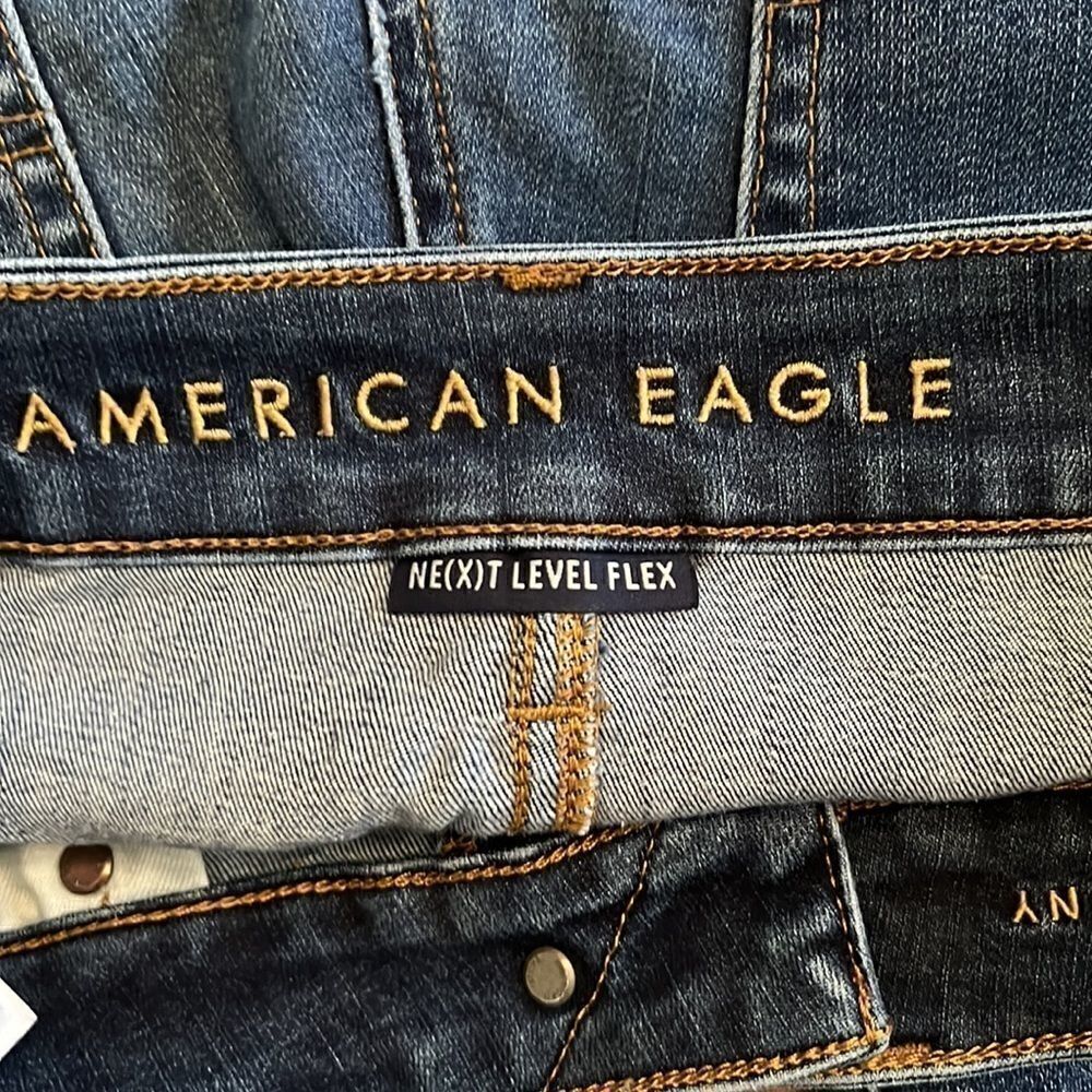 American Eagle size 28x28 Distressed jeans with stretch EUC - Picture 10 of 15